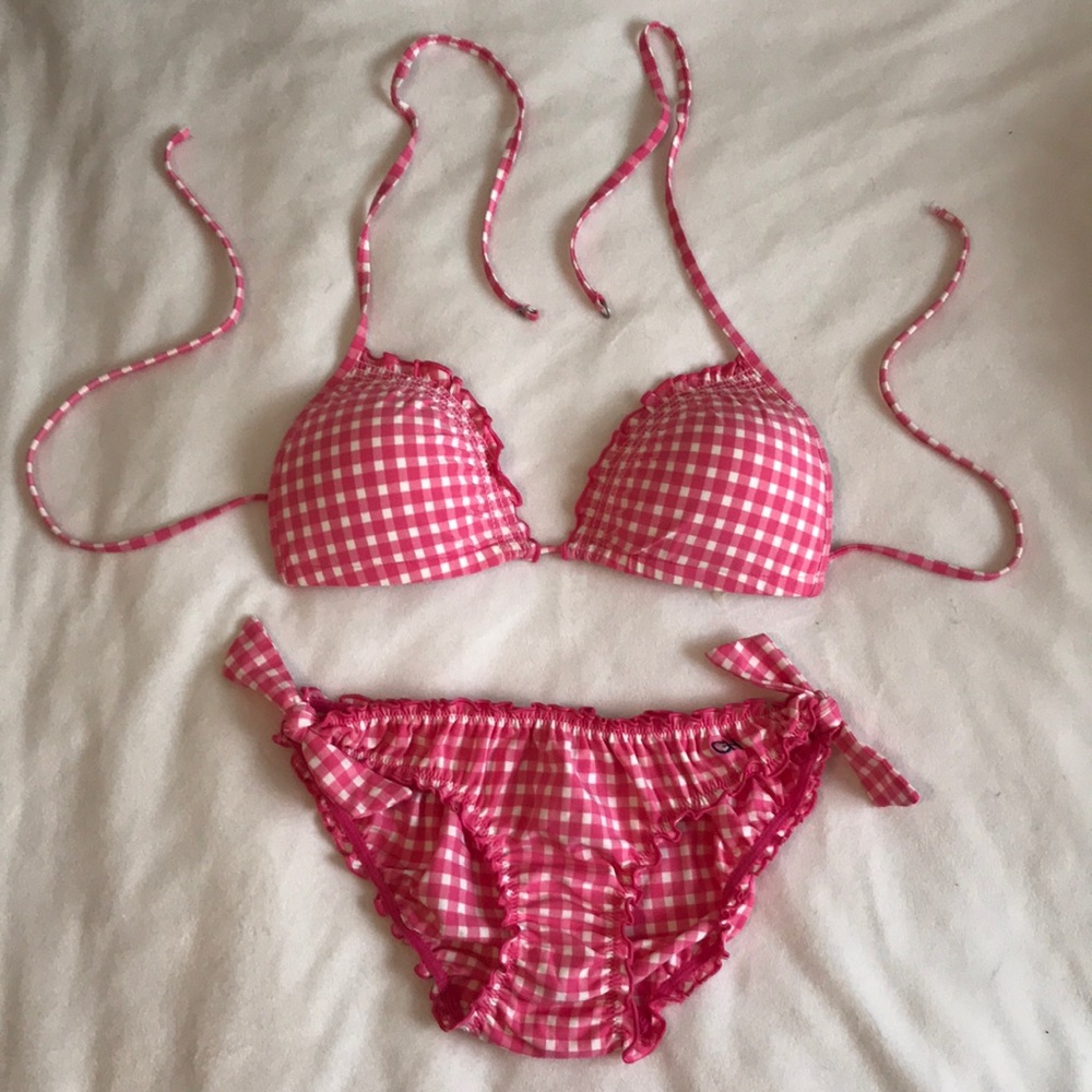 Gilly Hicks bikini